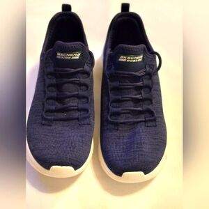 Women Skechers Bob's Memory Foam Size 7.5